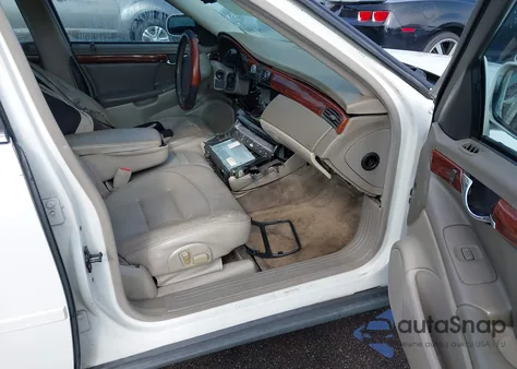 2002 Cadillac Deville Standard из США, поврежденный, VIN 1G6KD54Y82U122310